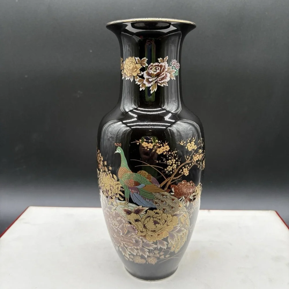Peacock Vase Black 10.5